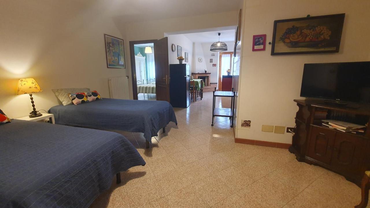 Le Casette Di Civitella La Casa Di Nonna Giulia Civitella Del Lago 外观 照片