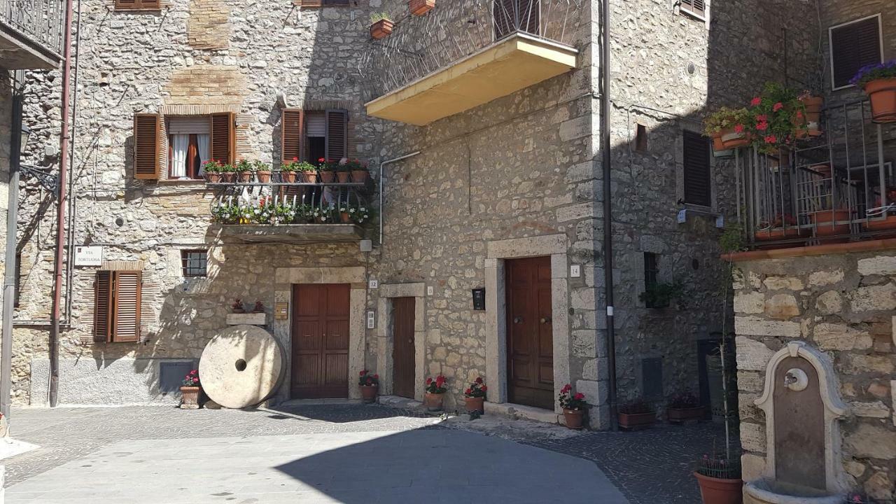 Le Casette Di Civitella La Casa Di Nonna Giulia Civitella Del Lago 外观 照片