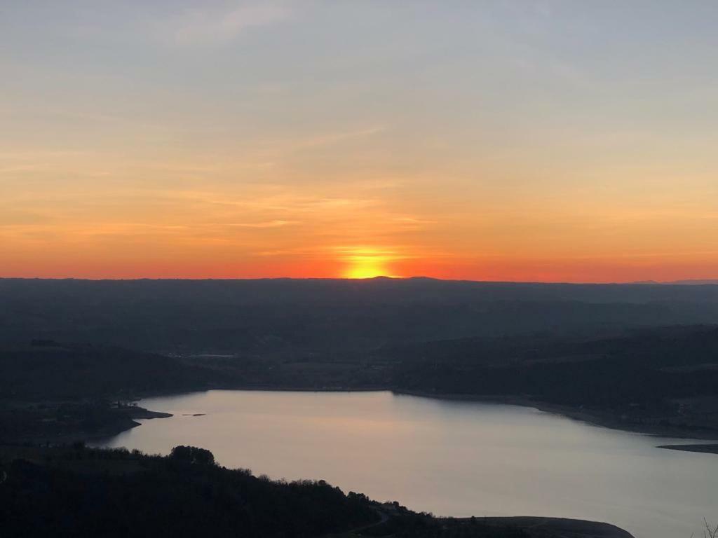 Le Casette Di Civitella La Casa Di Nonna Giulia Civitella Del Lago 外观 照片